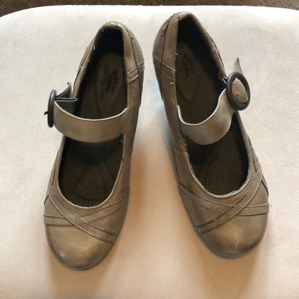 Spring Step Buckle Mary Janes 🖤🥿